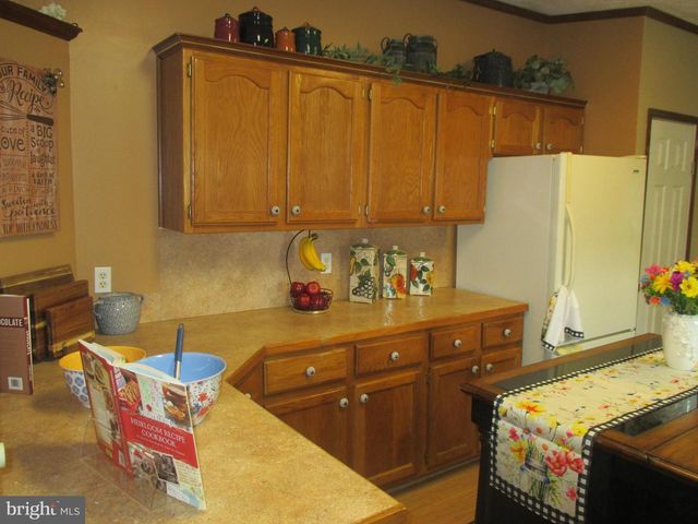 284 WAVERLY CT, Fayetteville, PA 17222