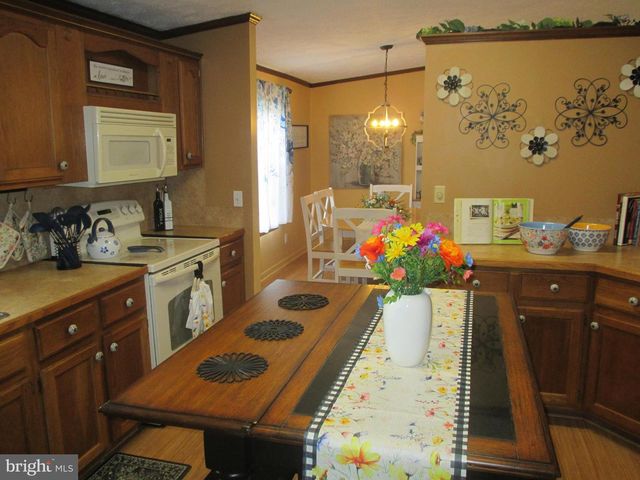 284 WAVERLY CT, Fayetteville, PA 17222