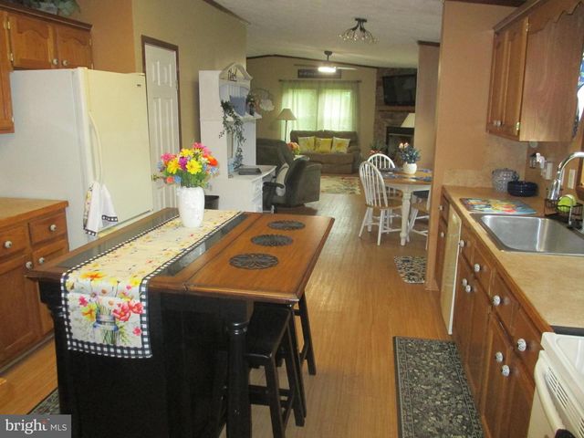 284 WAVERLY CT, Fayetteville, PA 17222