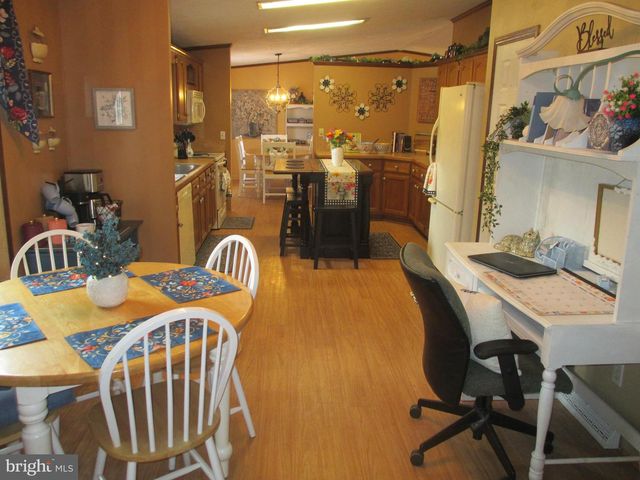284 WAVERLY CT, Fayetteville, PA 17222