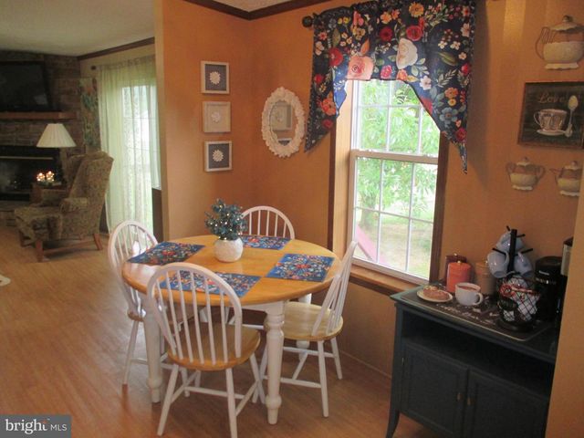 284 WAVERLY CT, Fayetteville, PA 17222