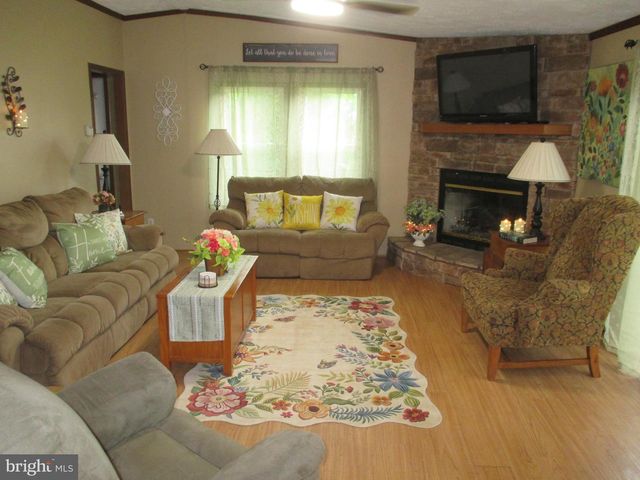 284 WAVERLY CT, Fayetteville, PA 17222