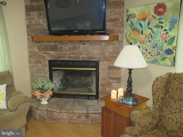 284 WAVERLY CT, Fayetteville, PA 17222