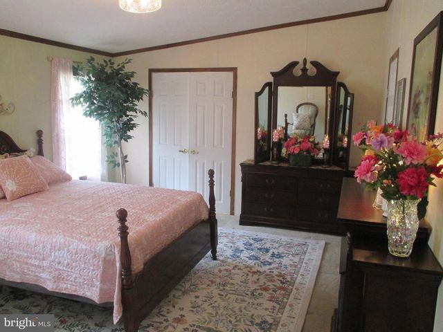 284 WAVERLY CT, Fayetteville, PA 17222