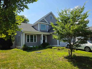 21 Stocklan Circle, Dover, NH 03820