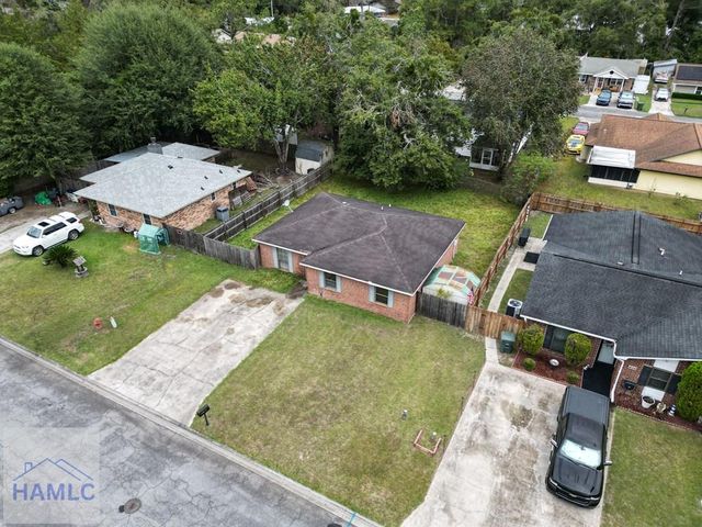 251 Garden Circle, Hinesville, GA 31313