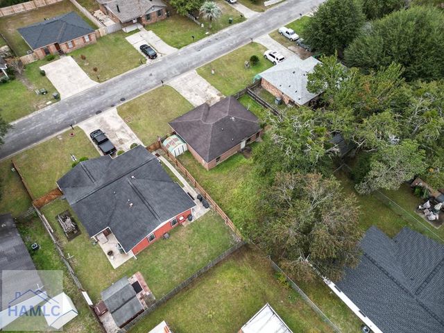 251 Garden Circle, Hinesville, GA 31313