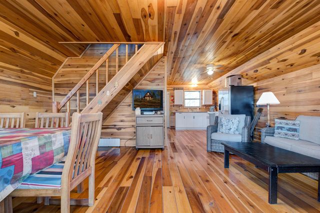 214 Lindsey Lane, Wellington, KY 40387