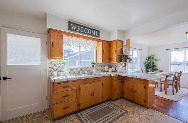 757 Middlefield Road, Salinas, CA 93906