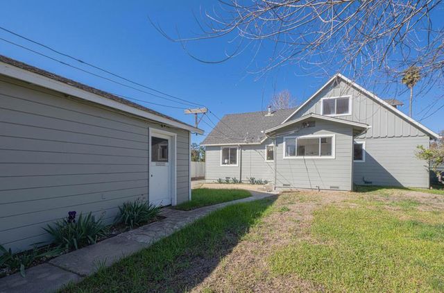 757 Middlefield Road, Salinas, CA 93906