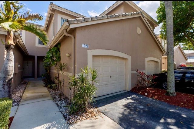 1928 Madeira Drive, Weston, FL 33327