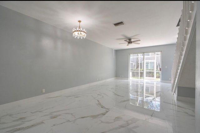 1928 Madeira Drive, Weston, FL 33327