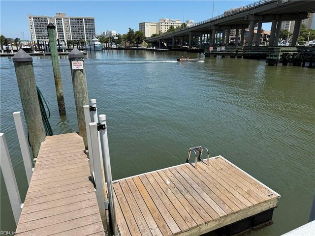 411 Harbour Pt Apt 102, Virginia Beach, VA 23451