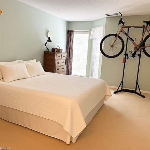 411 Harbour Pt Apt 102, Virginia Beach, VA 23451