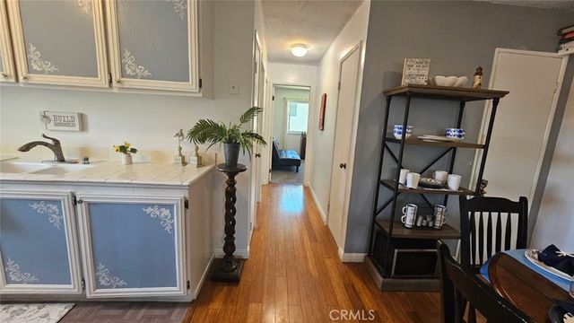 1267 Chalmette, Ventura, CA 93003