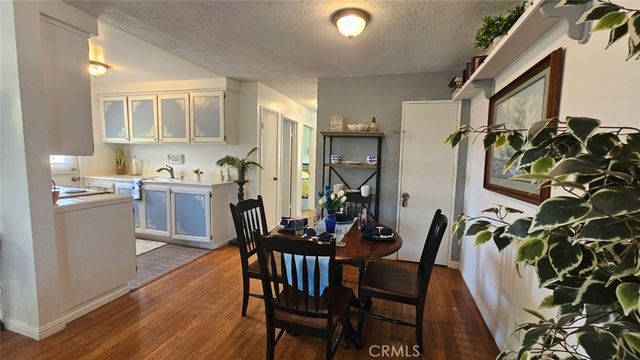 1267 Chalmette, Ventura, CA 93003