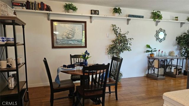 1267 Chalmette, Ventura, CA 93003