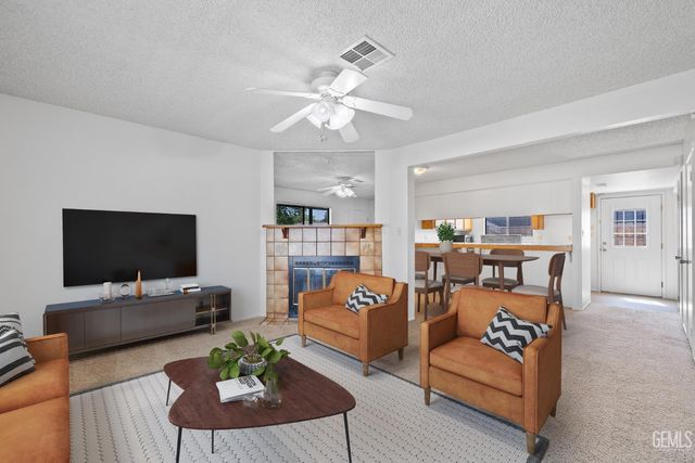 7800 Westfield Road 45, Bakersfield, CA 93309