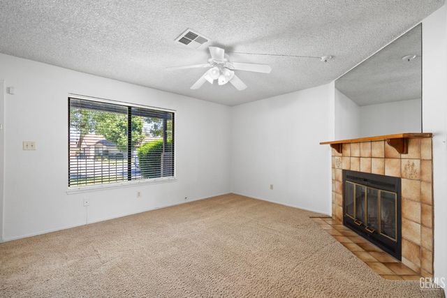 7800 Westfield Road 45, Bakersfield, CA 93309