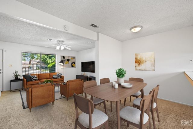 7800 Westfield Road 45, Bakersfield, CA 93309