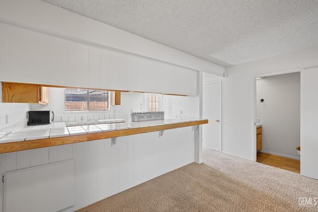 7800 Westfield Road 45, Bakersfield, CA 93309