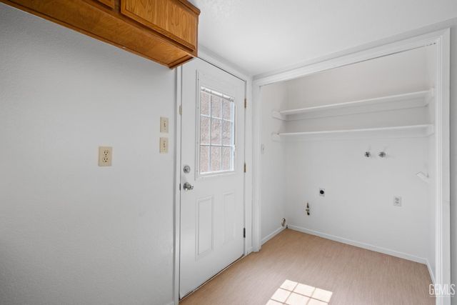 7800 Westfield Road 45, Bakersfield, CA 93309