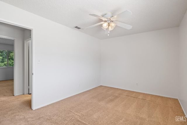 7800 Westfield Road 45, Bakersfield, CA 93309