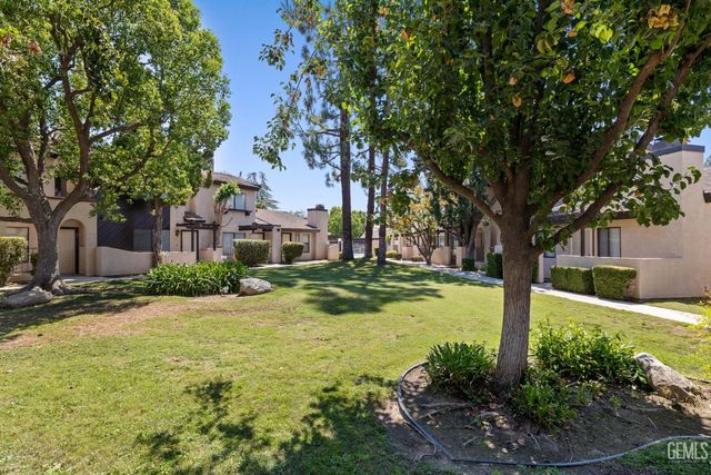 7800 Westfield Road 45, Bakersfield, CA 93309