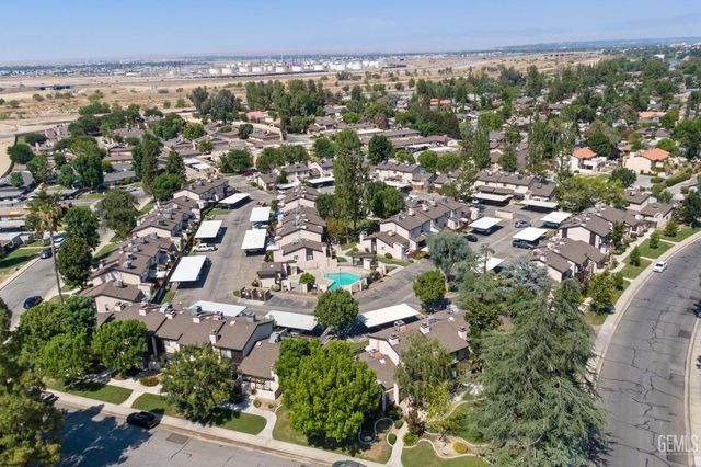 7800 Westfield Road 45, Bakersfield, CA 93309