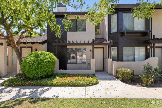 7800 Westfield Road 45, Bakersfield, CA 93309