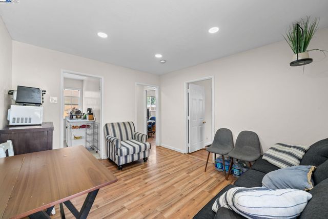 16829 Daryl Ave, San Lorenzo, CA 94580