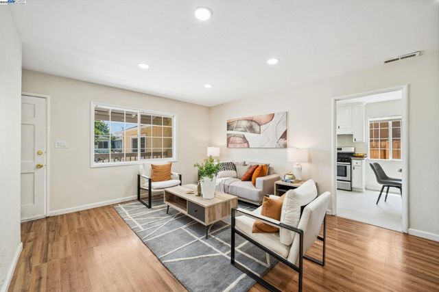 16829 Daryl Ave, San Lorenzo, CA 94580