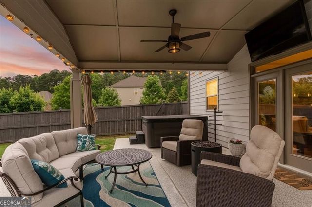 802 Omaha Place, Kennesaw, GA 30152
