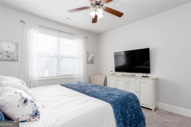 802 Omaha Place, Kennesaw, GA 30152