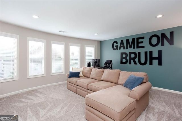 802 Omaha Place, Kennesaw, GA 30152