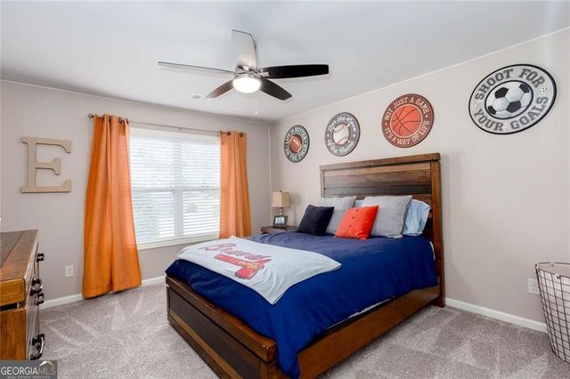 802 Omaha Place, Kennesaw, GA 30152