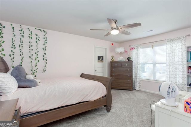 802 Omaha Place, Kennesaw, GA 30152