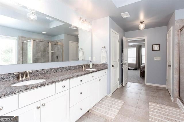 802 Omaha Place, Kennesaw, GA 30152