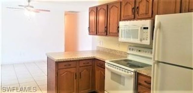 7472 San Carlos BLVD, Fort Myers, FL 33967
