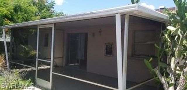 7472 San Carlos BLVD, Fort Myers, FL 33967