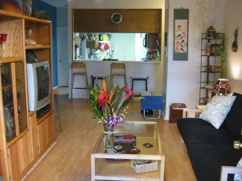 806 W 24th ST 233, Austin, TX 78705