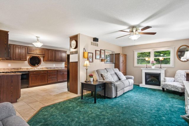 193 Caroline Drive, Hebron, OH 43025