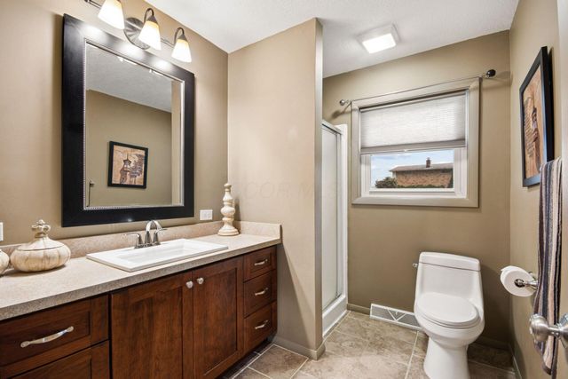 193 Caroline Drive, Hebron, OH 43025