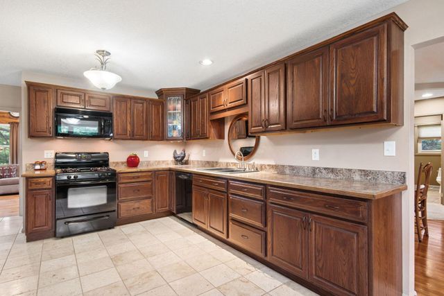 193 Caroline Drive, Hebron, OH 43025
