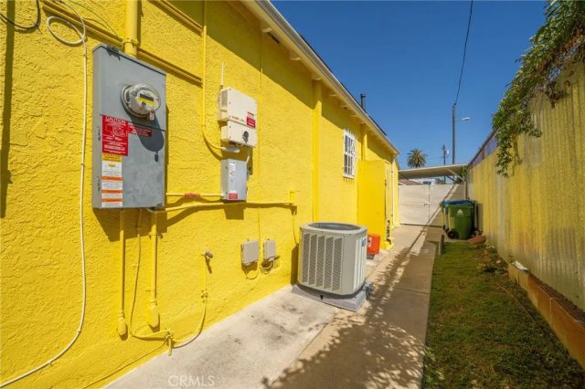 2737 S Spaulding, Los Angeles, CA 90016