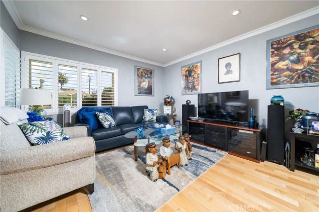 2737 S Spaulding, Los Angeles, CA 90016