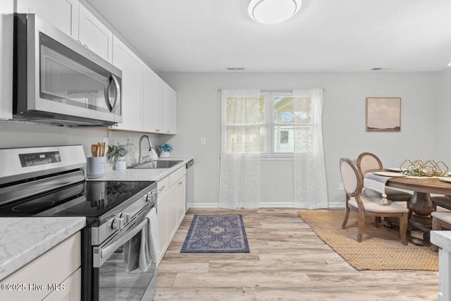 501 Holly Court, Jacksonville, NC 28540