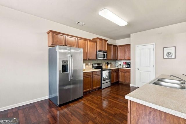 413 Fern Bay Drive SW, Atlanta, GA 30331
