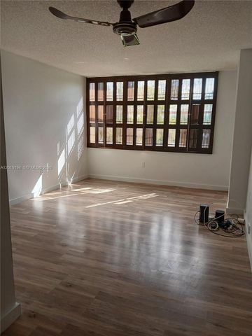 1300 Saint Charles Pl 222, Pembroke Pines, FL 33026