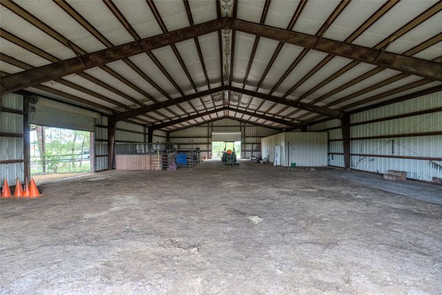 5101 County Road 2208, Greenville, TX 75402